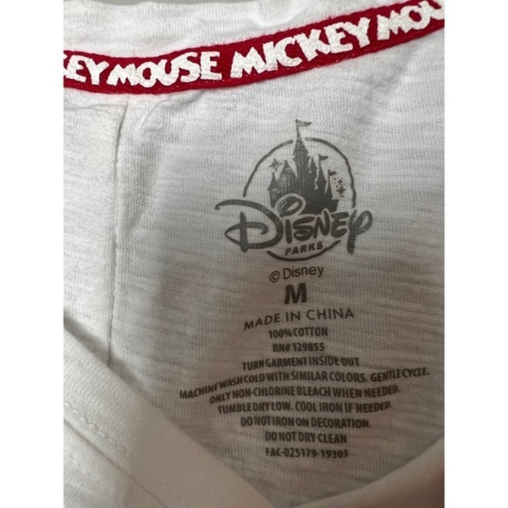 Disney Parks Mickey t shirt‎ size M - Picture 3 of 3